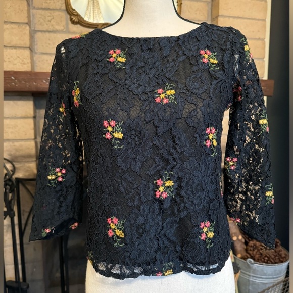ZARA Basic Collection Black Lace Floral Blouse - XS - Picture 2 of 14